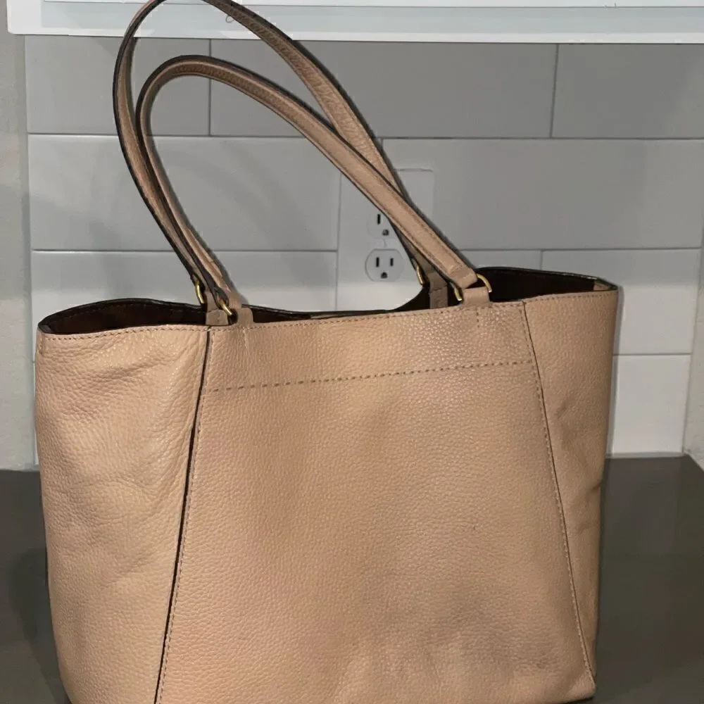 Tory Burch tory burch